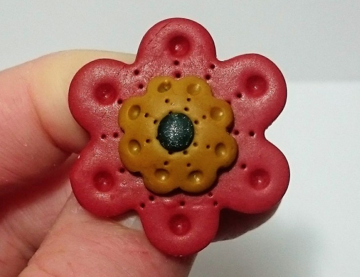 small-orange-flower-brooch-12