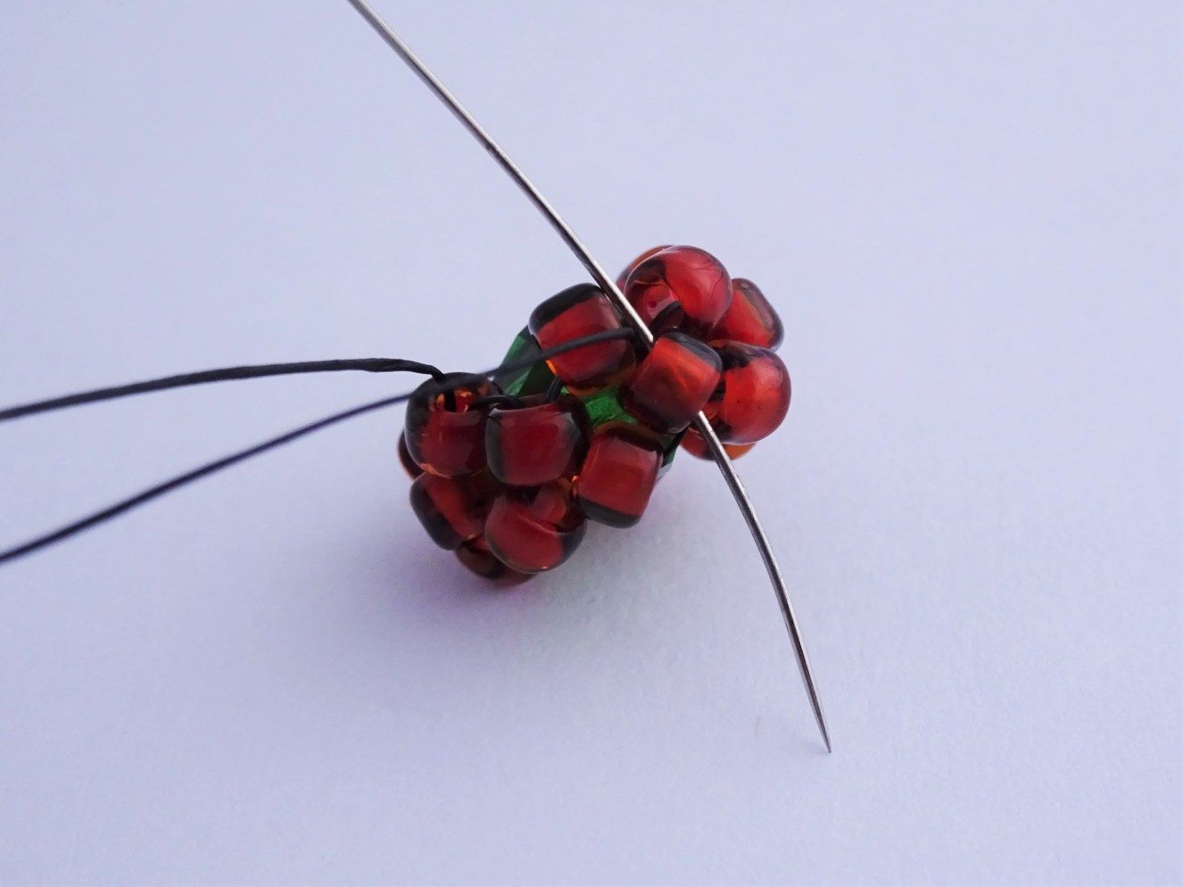 Easy Beaded Bezel Beadweaving Tutorial – The Artisan Duck