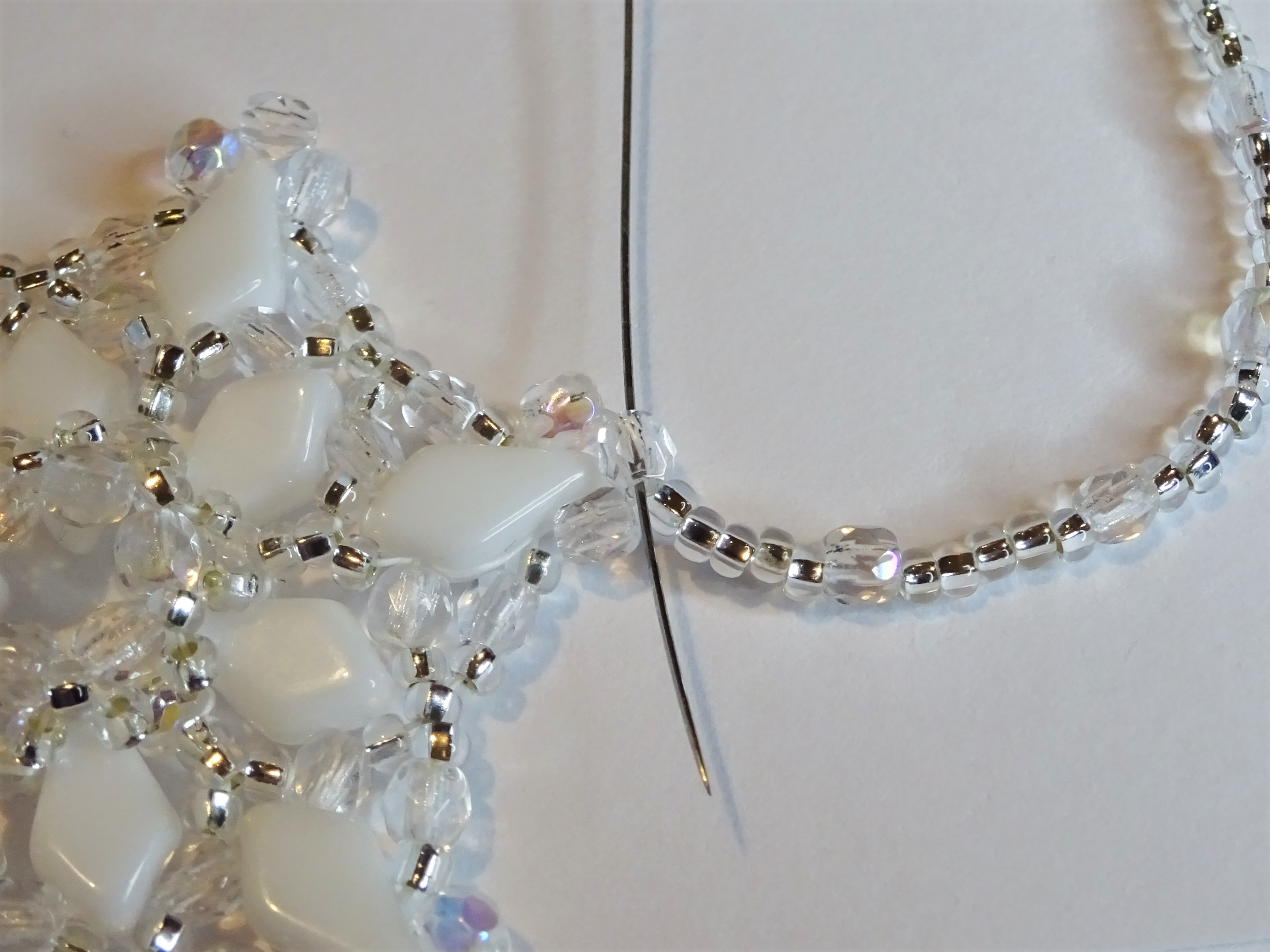 Beadweaving snowflake beadwork tutorial with kite beads