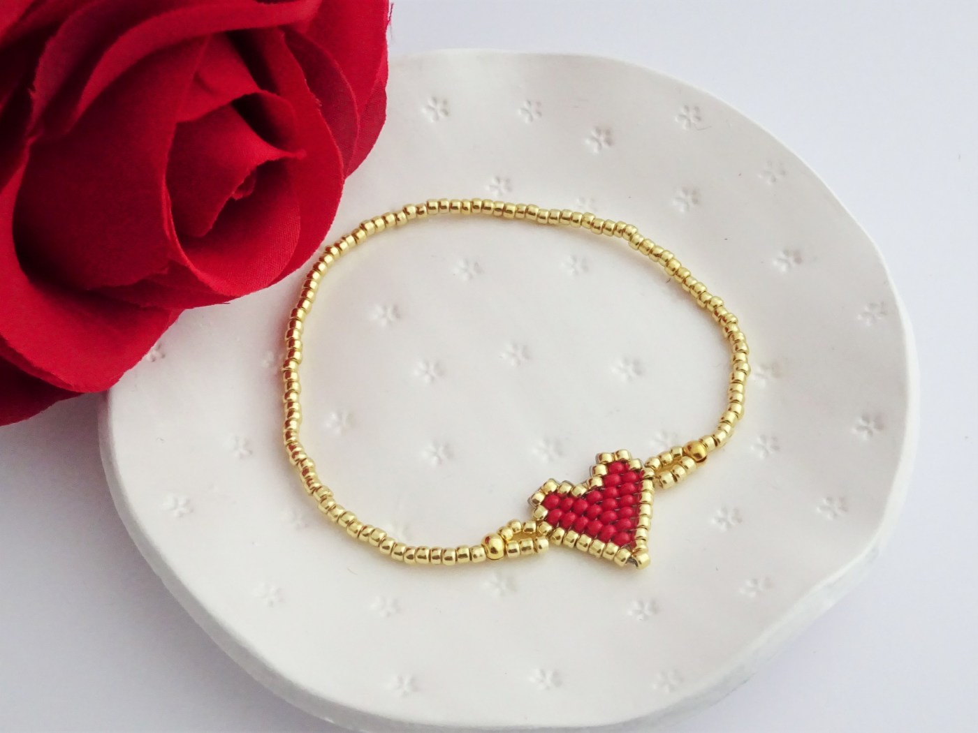 Brick stitch beadweaving heart tutorial / how to increase and decrese brick stitch