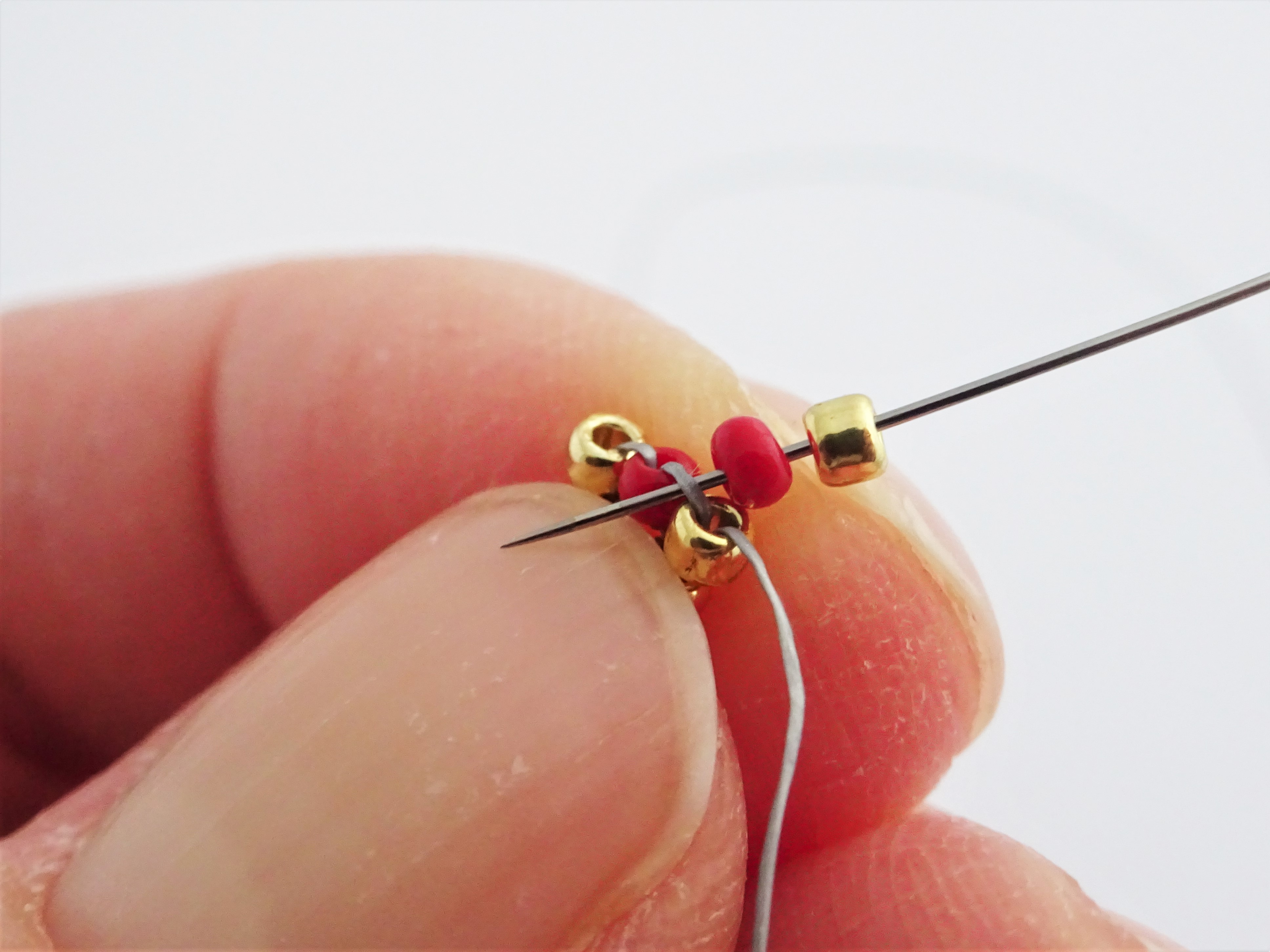 Brick stitch heart / how to increase and decrease brick stitch