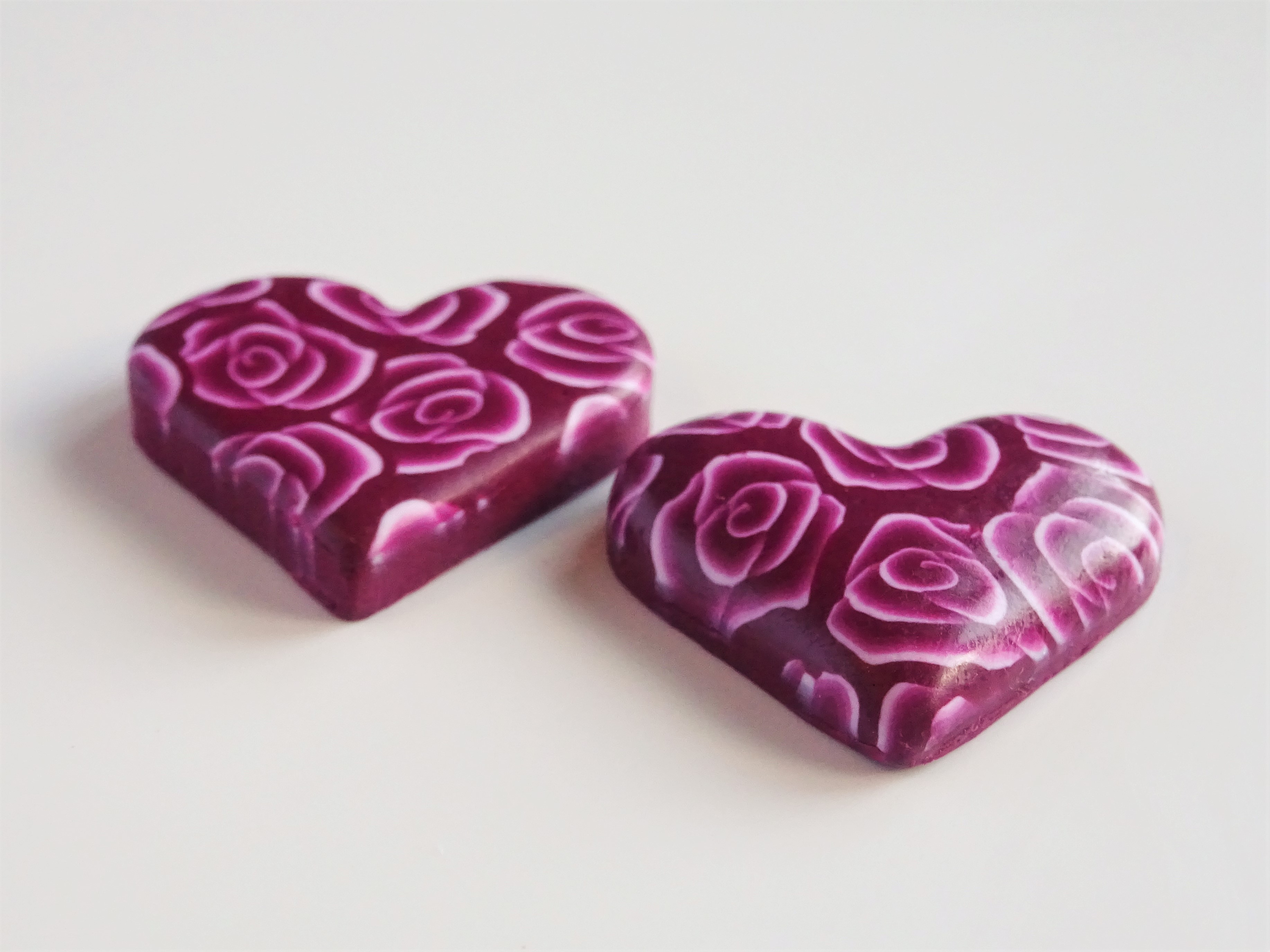 How to get a bevelled rounded edge in polymer clay jewellery