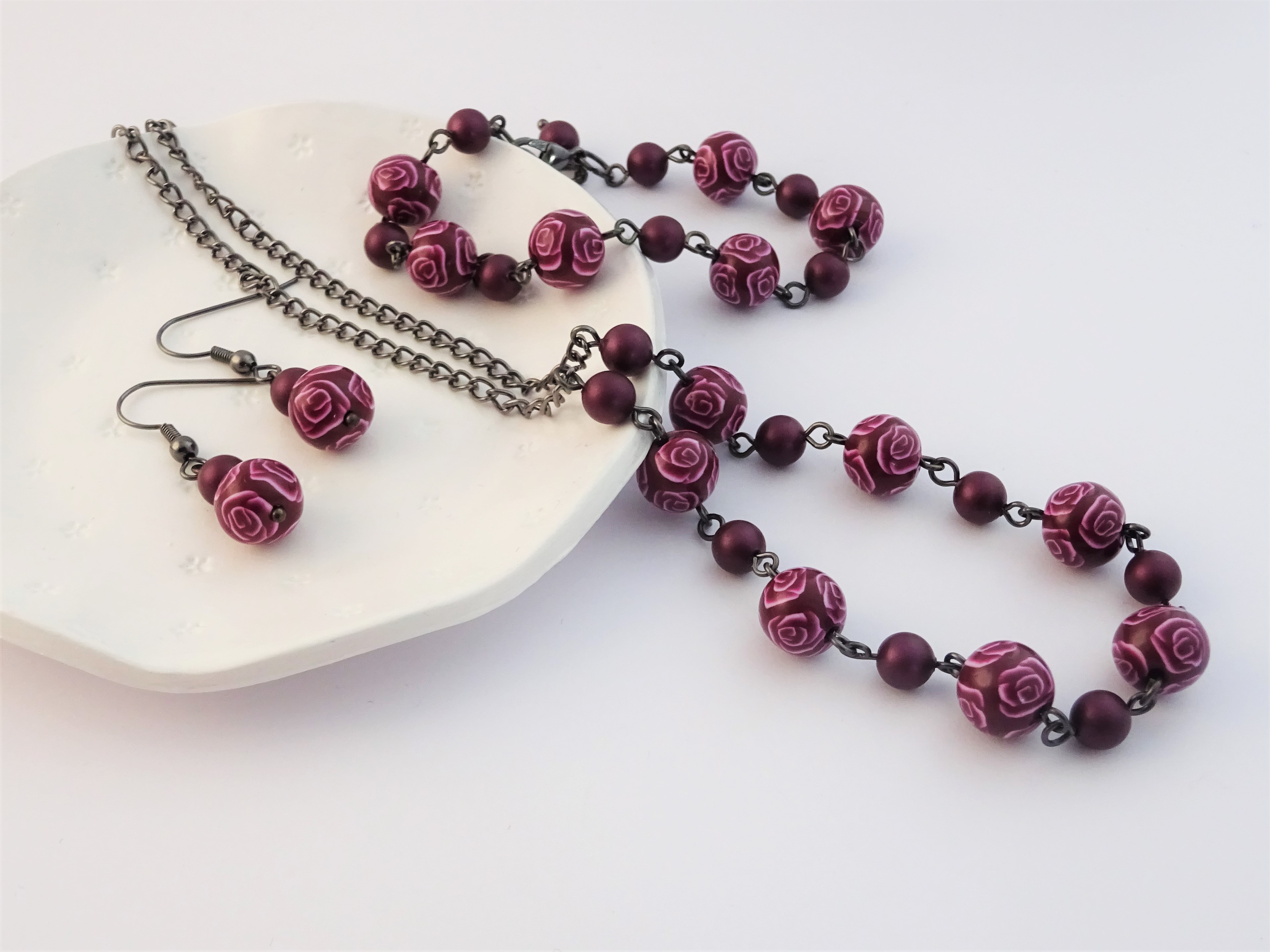 How to use a polymer clay cane to make beads / rose jewellery