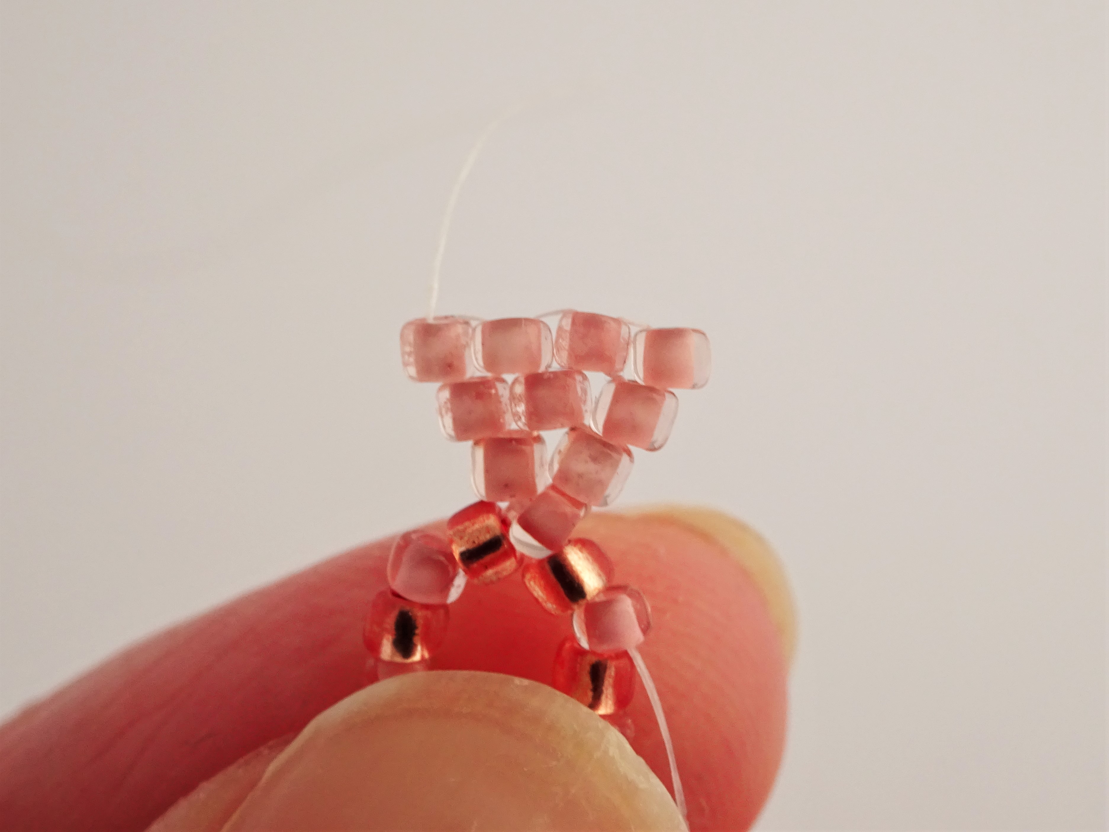 Brick stitch flower beadweaving tutorial