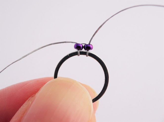 Beadweaving bracelet tutorial / Charm Bracelet with Swarovski Be-Charmed Cat and 6mm Crystals