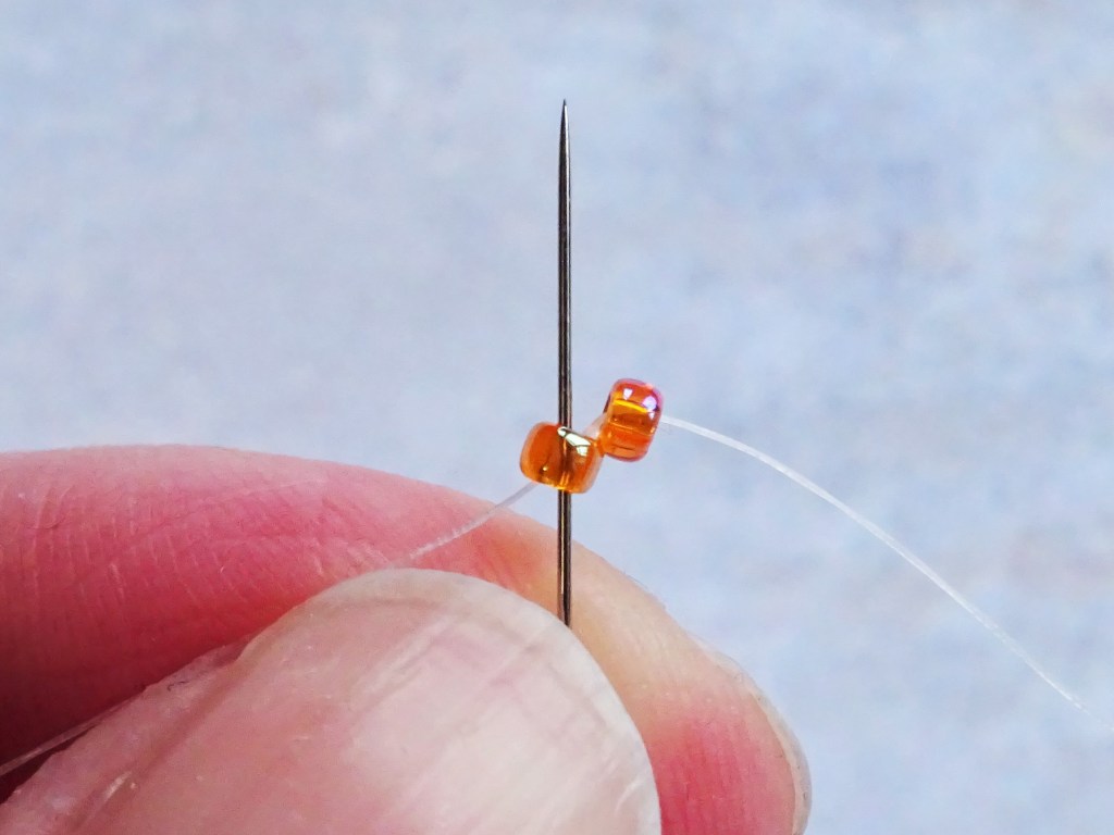 Halloween pumpkin brickstitch earring tutorial