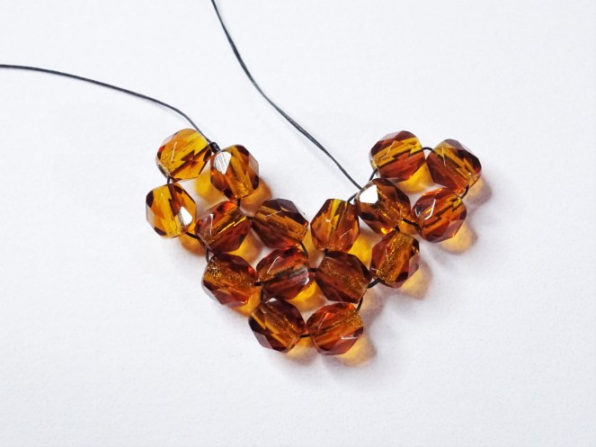 Right angle weave (RAW) heart tutorial