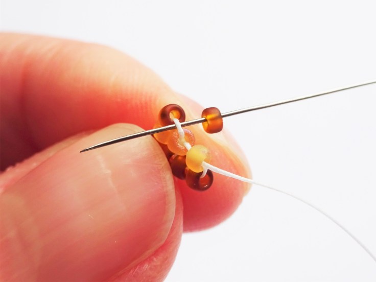 Easy-brick-stitch-ice-cream-cone-tutorial