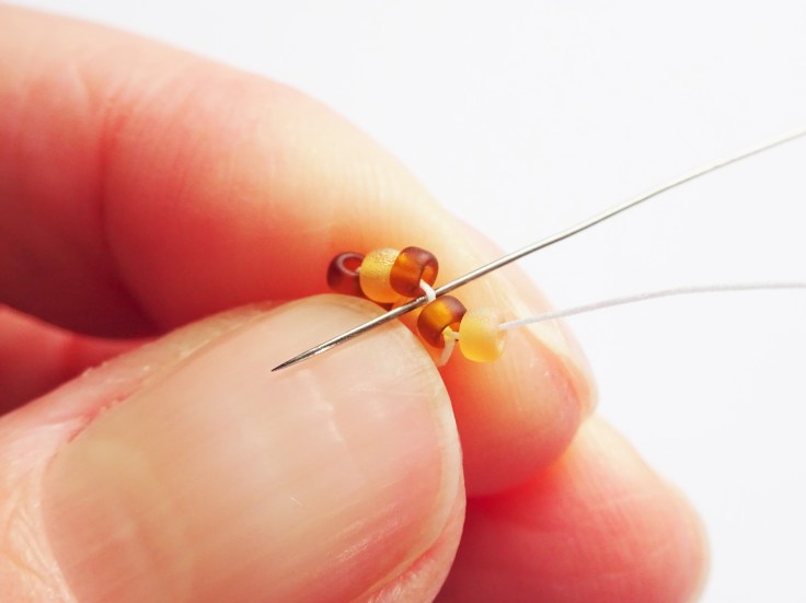 Easy-brick-stitch-ice-cream-cone-tutorial