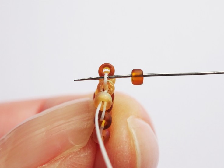 Easy-brick-stitch-ice-cream-cone-tutorial