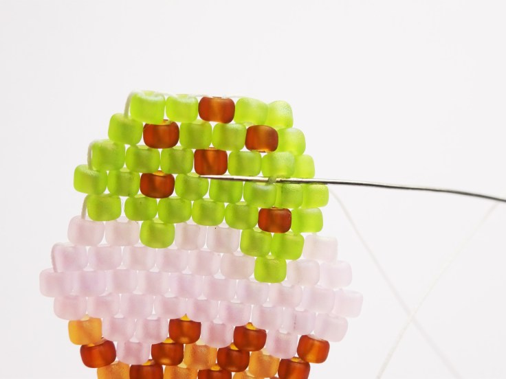 Easy-brick-stitch-ice-cream-cone-tutorial