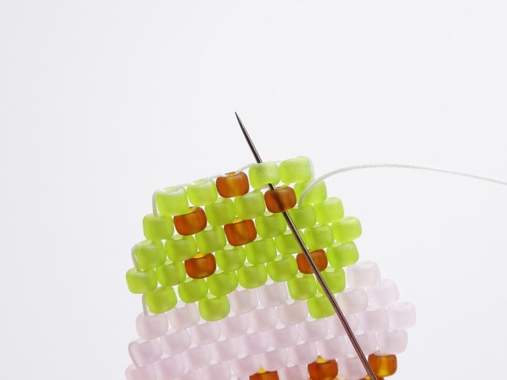 Easy-brick-stitch-ice-cream-cone-tutorial