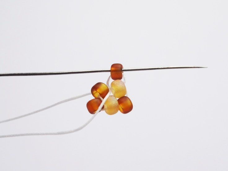 Easy-brick-stitch-ice-cream-cone-tutorial