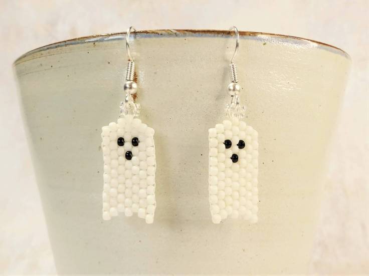 Easy ghost brick stitch tutorial