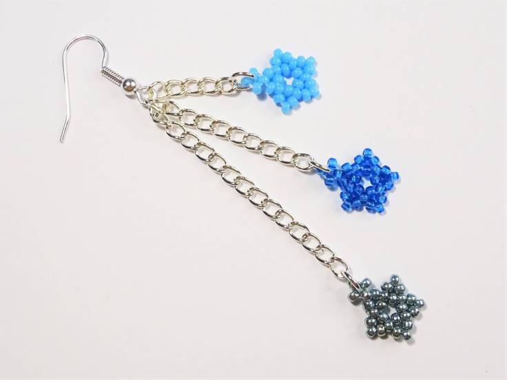 Quick-and-Easy-seed-bead-star-tutorial