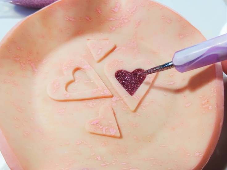 How-to-make-a-polymer-clay-valentines-ring-dish-the-artisan-duck