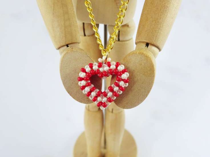 Cubic right angle weave (craw) heart tutorial