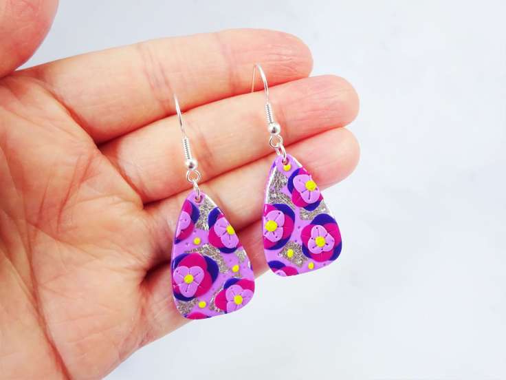 How to make a polymer clay slab using an extruder