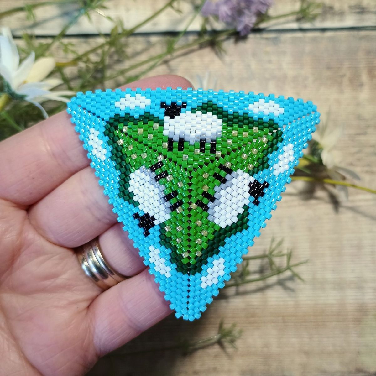 Peyote Triangle PDF Pattern – Sheep in a&nbsp;Field